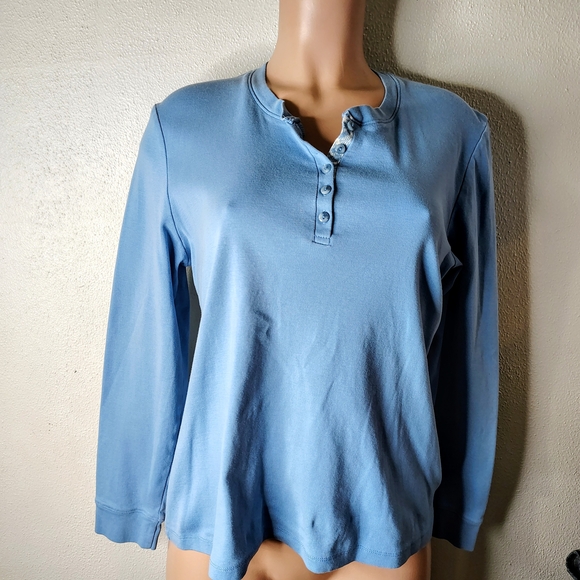 L.L. Bean Tops - L.L. Bean Women's Sky Blue Long Sleeve Tee